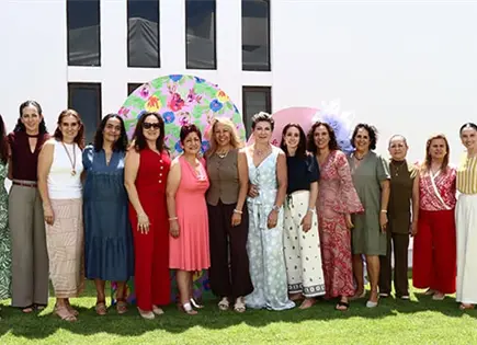 &iexcl;HERMOSAS MAM&Aacute;S!