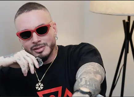 J BALVIN CONMUEVE EN EL PALACIO DE LOS DEPORTES