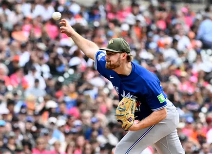 Azulejos de Toronto ganan 2-1 a Tigres de Detroit en entradas extras