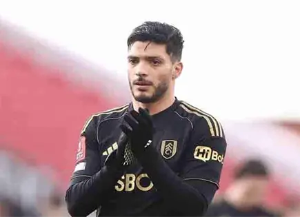 Raúl Jiménez se integra a concentración del Tri en Pasadena Raúl Jiménez se integra a concentración del Tri en Pasadena