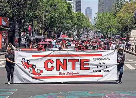 La CNTE va a paro nacional, en 15 días La CNTE va a paro nacional, en 15 días