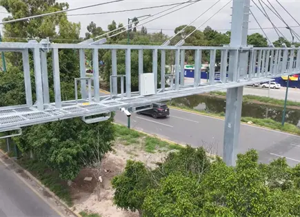Refuerzan vigilancia carretera con arcos lectores Refuerzan vigilancia carretera con arcos lectores