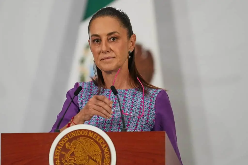 Sheinbaum descarta riesgos para su gobierno tras entrega de exfuncionarios de Sinaloa
