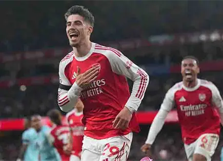 Arsenal cerca del t&iacute;tulo de la Premier League