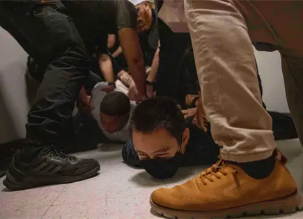 Juez federal prohíbe detenciones rutinarias en tribunales migratorios de Nueva York Juez federal prohíbe detenciones rutinarias en tribunales migratorios de Nueva York