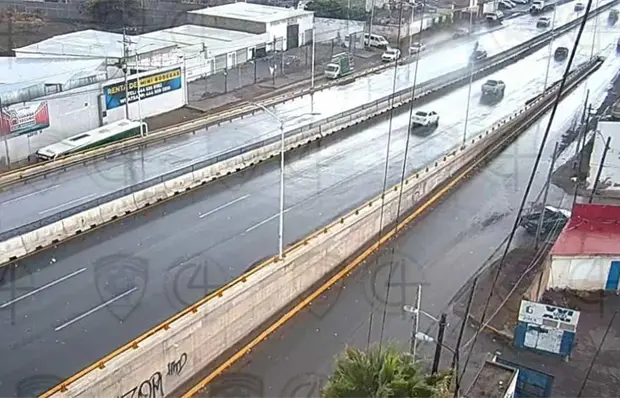 Lluvia y granizo afectan a la capital; sigue cerrado el Jacobo Payán Lluvia y granizo afectan a la capital; sigue cerrado el Jacobo Payán