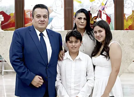 REFLEXIONA SU FE REFLEXIONA SU FE