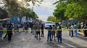Protestan contra constructora de viviendas del Bienestar en Valles