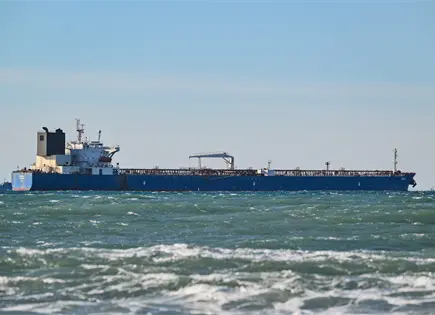 Reino Unido retrasa sanciones al petr&oacute;leo ruso para proteger a consumidores