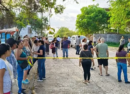Vecinas del Carmen 3 bloquean obras de casas del Bienestar Vecinas del Carmen 3 bloquean obras de casas del Bienestar