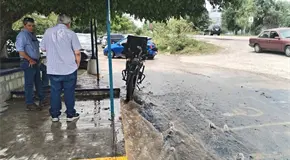 Desabasto de agua por enorme fuga