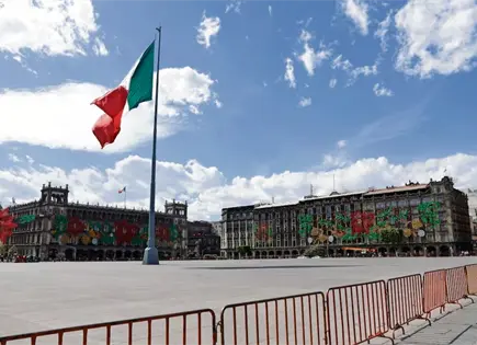 Economía mexicana tropieza menos, pero sigue en rojo Economía mexicana tropieza menos, pero sigue en rojo
