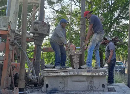 Perforan dos pozos por falta de agua en Valles Perforan dos pozos por falta de agua en Valles