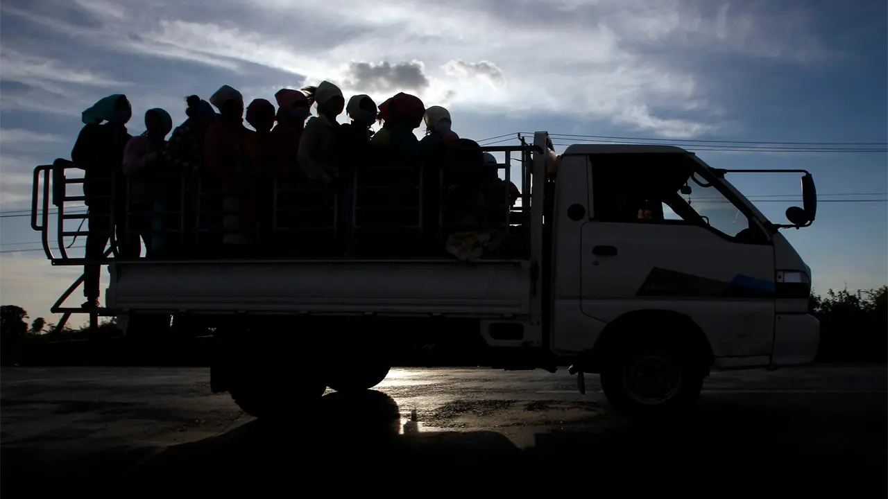 Accidentes viales en Camboya dejan 14 muertos y 79 heridos