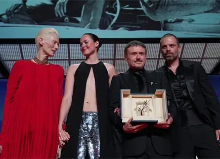 Cristian Mungiu gana Palma de Oro con Fjord en Cannes 2024 Cristian Mungiu gana Palma de Oro con Fjord en Cannes 2024