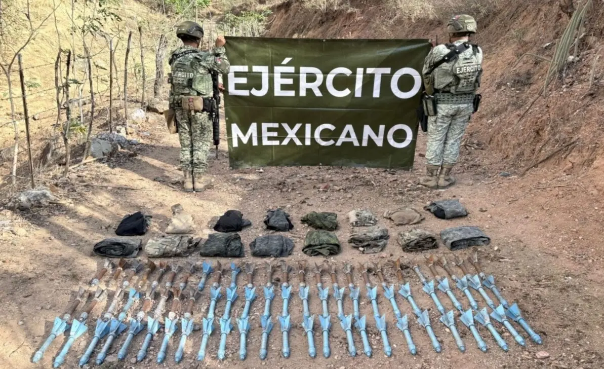 Aseguran explosivos y equipo táctico en la sierra de Badiraguato