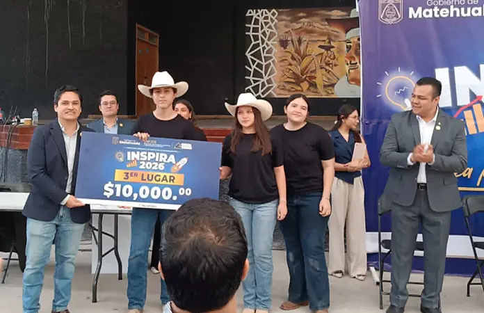 Premian ganadores de concurso Inspira