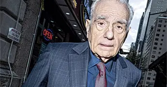 PRESTA SU VOZ A "STAR WARS"