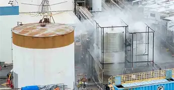 Descartan riesgo de explosi&oacute;n en tanque qu&iacute;mico