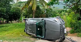 Empleados del RAN sufren aparatoso accidente