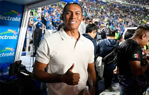 Seguir&aacute; Huiqui al frente de CA