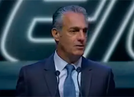Slim Domit llama a reducir dependencia del gobierno en México Slim Domit llama a reducir dependencia del gobierno en México