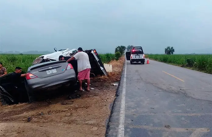 Accidente en la Valles-Naranjo deja tres heridos