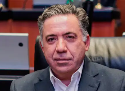 Enrique Inzunza comparece ante FGR: acudió sin abogado Enrique Inzunza comparece ante FGR: acudió sin abogado