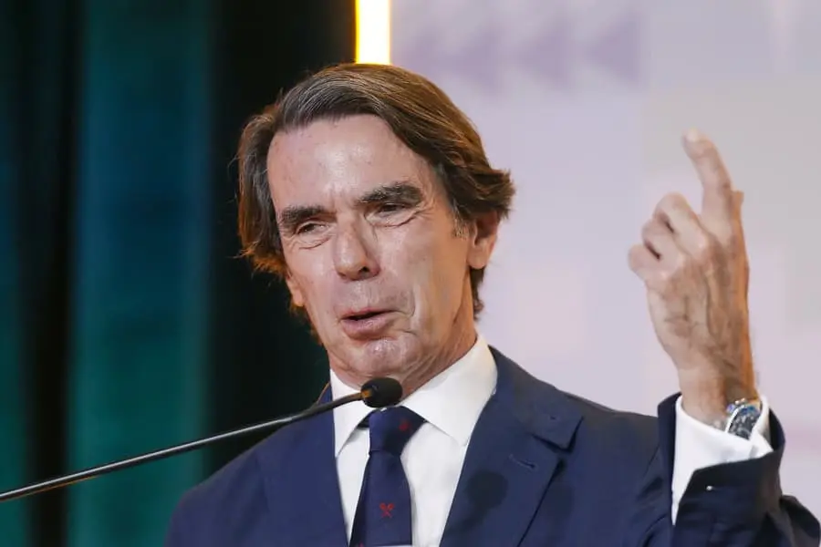 José María Aznar advierte en México: populismo es riesgo para democracia