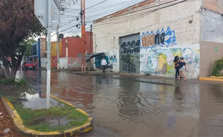 Varios puntos de Soledad, afectados por acumulaci&oacute;n de agua