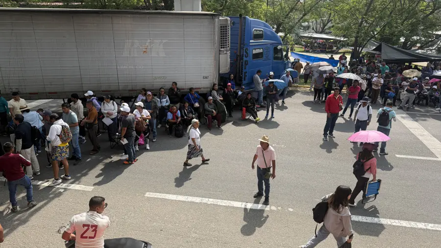 Fiscalía investiga disparos en manifestación CNTE en Oaxaca