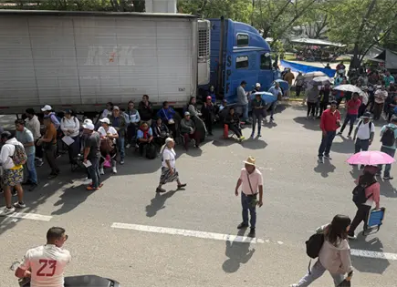Fiscalía investiga disparos en manifestación CNTE en Oaxaca Fiscalía investiga disparos en manifestación CNTE en Oaxaca