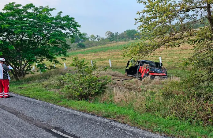 No deja heridos aparatoso accidente en la Valles-Tamuín
