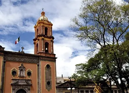 Recorrido por San Juan de Dios 
