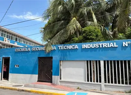 Denuncian deepfakes sexuales contra alumnas en Veracruz Denuncian deepfakes sexuales contra alumnas en Veracruz