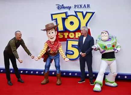 Disney Pixar exhibe adelanto de Toy Story 5 en Leicester Square