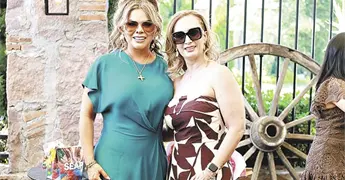 &iexcl;RADIANTES EN SU CUMPLEA&Ntilde;OS!