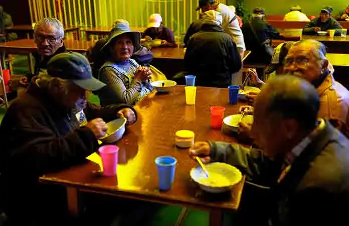Bloqueos disparan precios en Bolivia