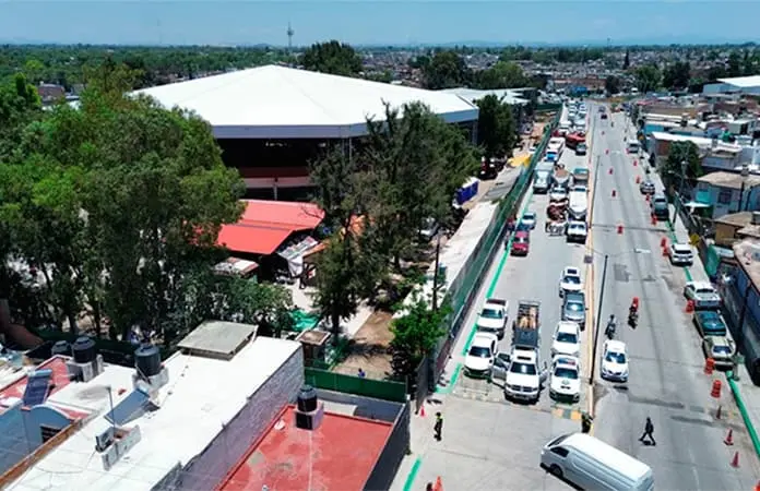 Evento charro provoca caos vial en la avenida San Lorenzo