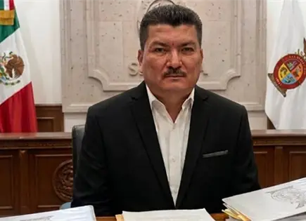 Se entrega exjefe de la polic&iacute;a de Sinaloa