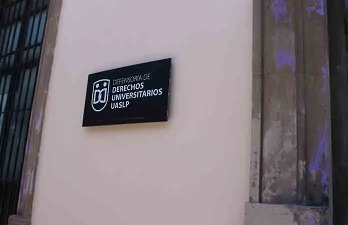 Simulación, protocolos contra violencia de género en universidades