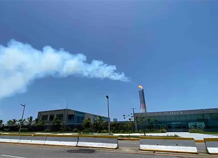 Cae producci&oacute;n de Dos Bocas