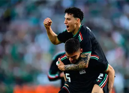 México se impone a Australia por 1-0 México se impone a Australia por 1-0