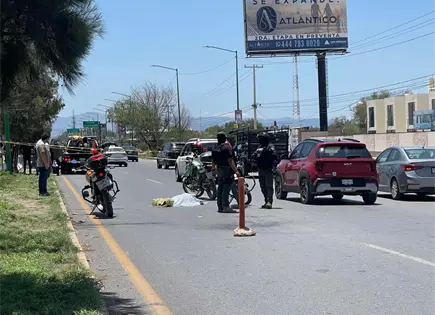Motociclista arrolla a un hombre de 70 años en carretera Rioverde Motociclista arrolla a un hombre de 70 años en carretera Rioverde