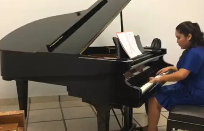 Recital de piano, con teatro lleno