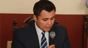 Cr&eacute;dito autorizado generar&iacute;a 11.5 mdp de intereses, advierte edil