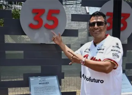 Diablos Rojos retiran número 35 de Miguel Ojeda en CDMX Diablos Rojos retiran número 35 de Miguel Ojeda en CDMX