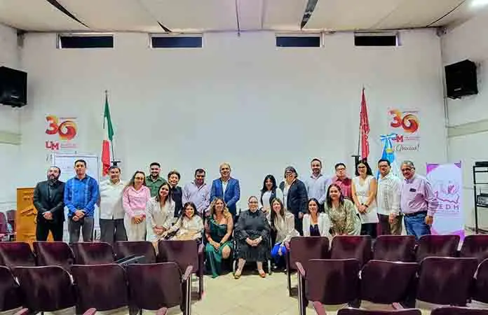 Realizan conversatorio de DH en la Universidad de Matehuala