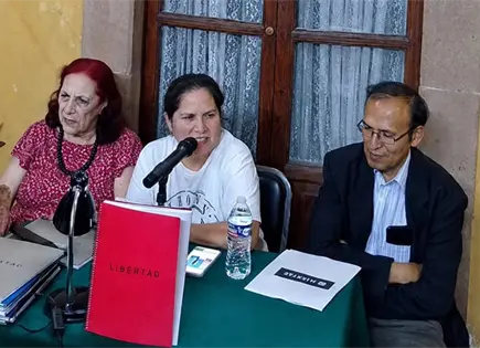 Mai L&oacute;pez present&oacute; su novela Libertad