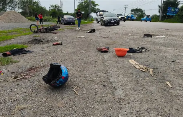 Muere hombre en choque frontal; su hijo está grave Muere hombre en choque frontal; su hijo está grave